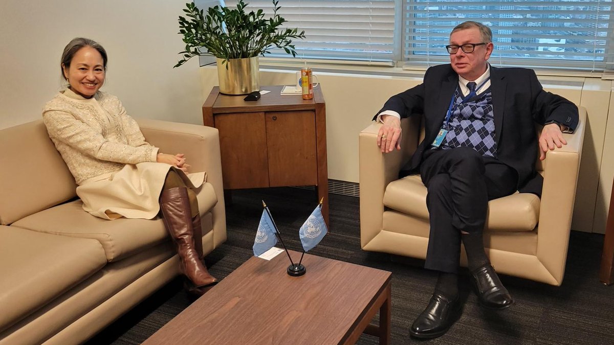 UN_OROLSI's tweet photo. My many thanks to @UNDP Assistant Administrator & Crisis Bureau Director @shokonoda for our insightful and fruitful meeting yesterday.
We discussed our excellent cross pillar collaboration between #OROLSI and #UNDP through the #GlobalFocalPoint for #RuleOfLaw. https://t.co/aCaN6Plx37