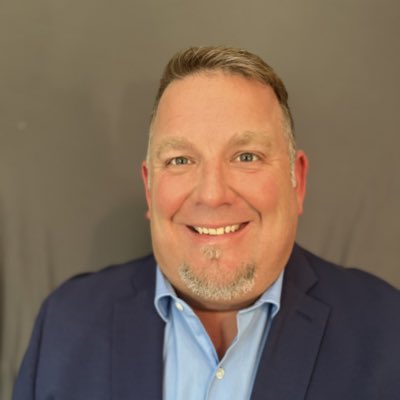 Brian Daniels (@brian_daniels) on Twitter photo #NewProfilePic #NewProfilePic