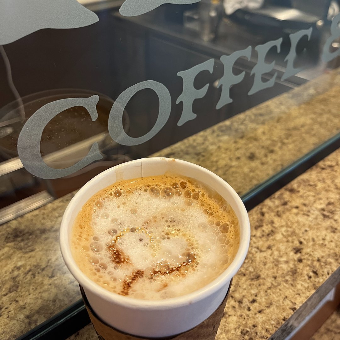 BlueHarborWI's tweet photo. Happy February 1st! We've got new specialty coffees for the month in Shoreline café, like this yummy turtle latte🤎💕
#FebruarySpecials #Februarylattes #ShorelineCafe #BlueHarborResort #SheboyganWI #MorningCoffee #Valentines #ValentinesLattes #IcedCoffee #HotCoffee #GoodMorning https://t.co/Fb2mkOGfID