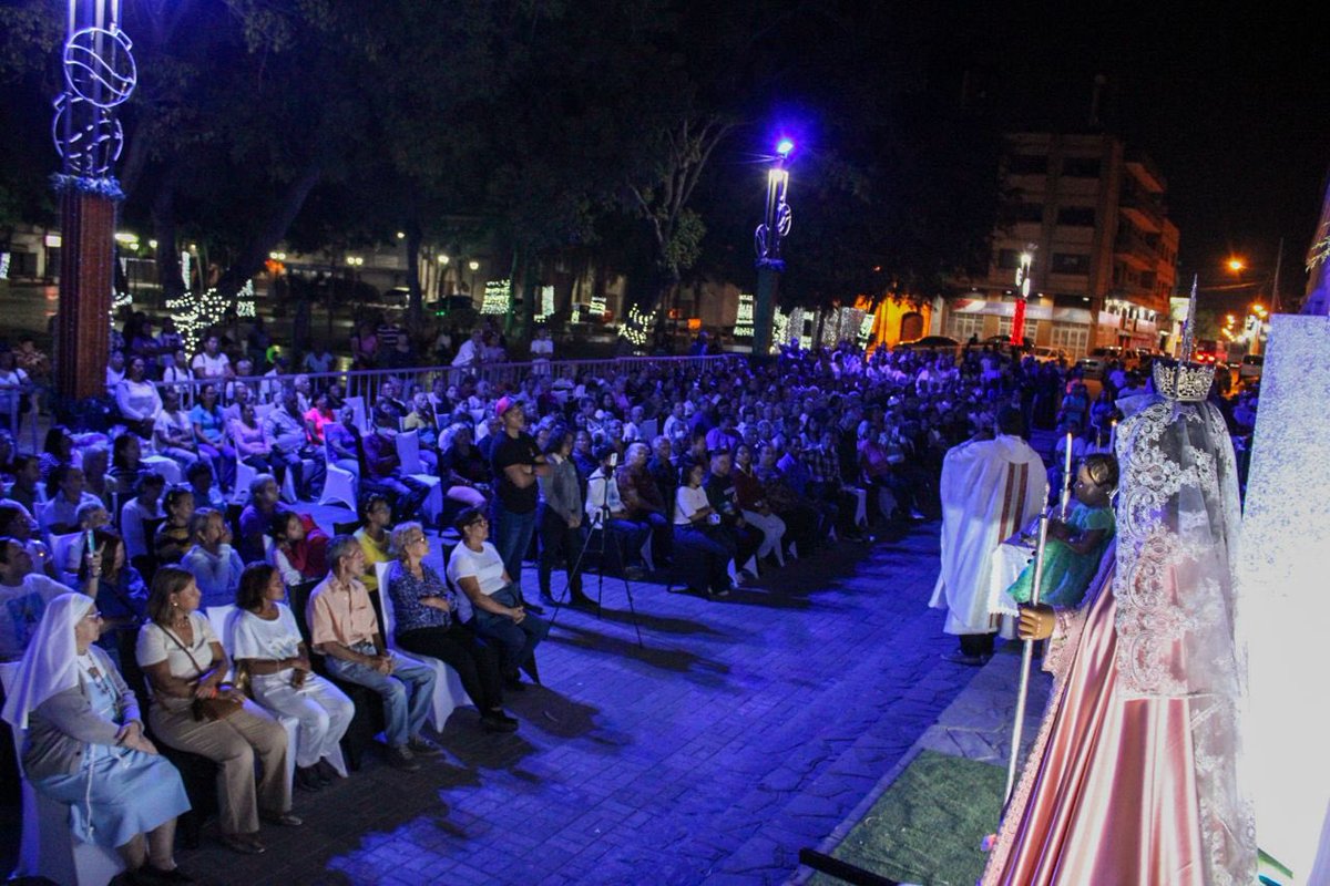 #1Feb Arrancamos el mes de febrero celebrando la eucaristía en honor a la Virgen Nuestra Señora de Candelaria desde nuestro bulevard Santiago Mariño. La Misa de Aurora que se realizó a las 5 am, forma parte de nuestro arraigo e idiosincrasia mariñense #FebreroAntiimperialista