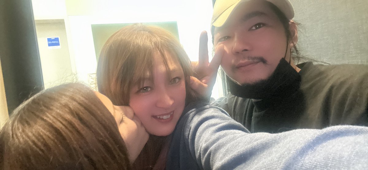 SOR_118R's tweet photo. 土曜日誕生日お祝いしてもらて
久々朝まで飲んで
日曜日の夜から毎日のよーに
夜になると特に熱が上がるww
しんどい4日間でしたw

やっと今日治まって平和だ…♡♡笑 https://t.co/pLbqjjrRCN