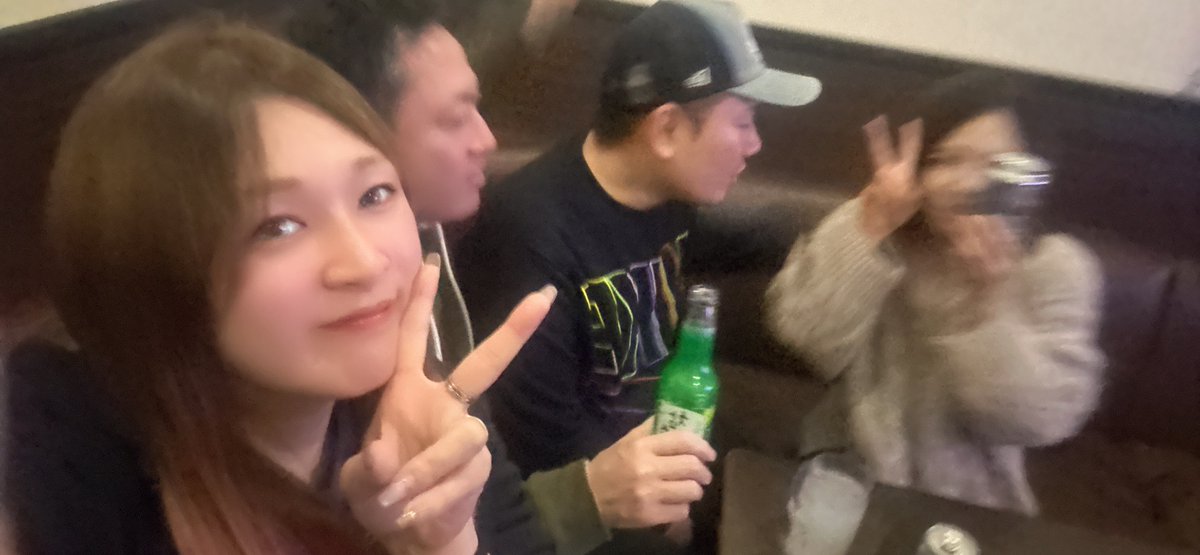 SOR_118R's tweet photo. 土曜日誕生日お祝いしてもらて
久々朝まで飲んで
日曜日の夜から毎日のよーに
夜になると特に熱が上がるww
しんどい4日間でしたw

やっと今日治まって平和だ…♡♡笑 https://t.co/pLbqjjrRCN