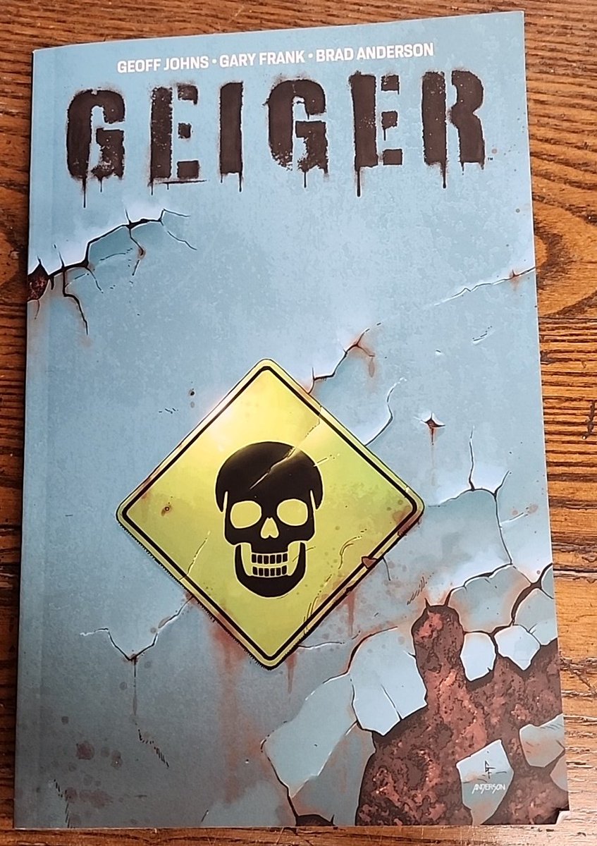 coopdejoure's tweet photo. $10 great fucking read...
If #Comicsgate could write a story so immersive that you can't wait for the next issue they wouldn't be acting the way they are.
⭐️⭐️⭐️⭐️⭐️
#myfavoritepart is that Tariq at this point in his life just want to read a good book... https://t.co/vUMsNpYhdw