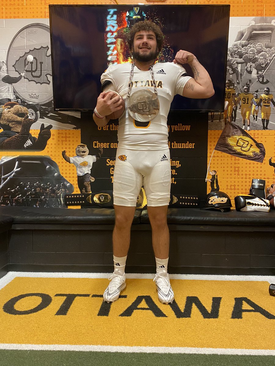 CoachNickDavis's tweet photo. Another Big Visit Today. 5 more before NSD https://t.co/AXqgv7BukO