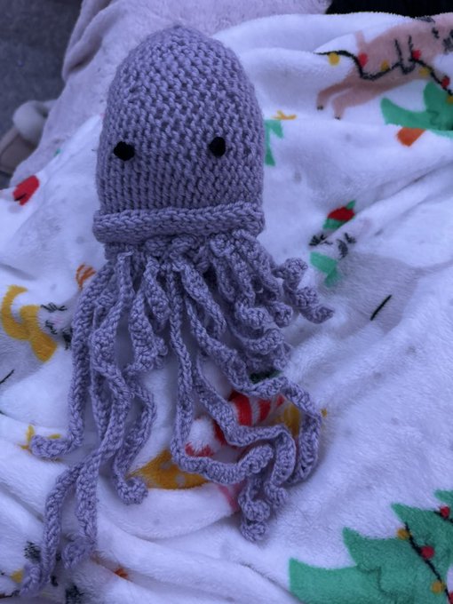 Finished my jellyfish https://t.co/qfwdoTUHuA