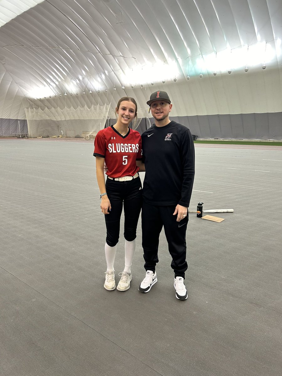 MFehrenbach26's tweet photo. Thank you  @UIndySoftball for an amazing camp! I had a great time meeting girls and talking to players! Loved the atmosphere!! https://t.co/dvl3XhBkjo