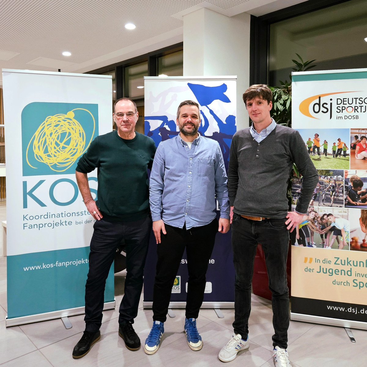 FANS_WELCOME_'s tweet photo. As part of the Fan Forum in Frankfurt hosted by @euro2024, the KOS organized an evening event.
A big thanks to everyone who joined us for a great evening and interesting talks about EURO 2024 and more! 🙌⚽️
#fanswelcome #euro2024 #kos #fansupport https://t.co/5uOjpIVYoi