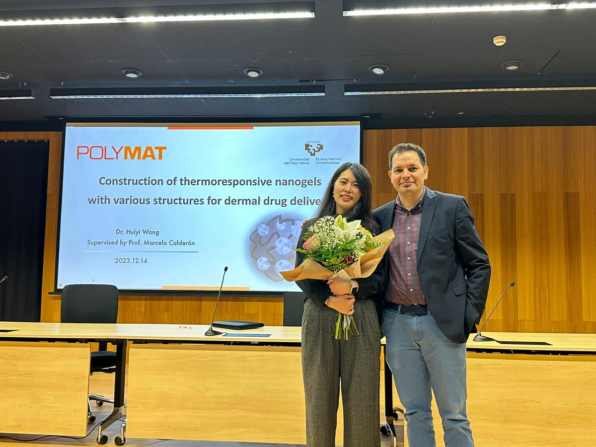 We finished 2023 celebrating the PhD of Dr. Huiyi Wang on thermoresponsive #nanogels for dermal drug delivery. Many thanks to the members of the commission and a big congratulations to Huiyi, who is already working in a biotech company in Shanghai!! @POLYMAT_BERC @ehu_kimika