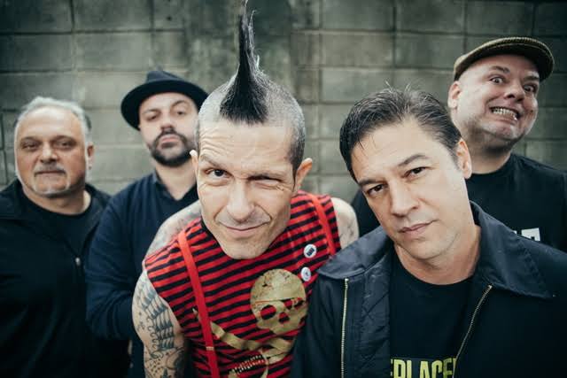 fmz_rj's tweet photo. Ainda no clima da última listinha aqui do FMZ, a segunda parte dos nomes importantes para o Punk paulistano!
Confira em nosso Facebook:
https://t.co/GFugms1fuc
#listasfmz #punkrock #hardcore #punksp #rocknacional #punkrockbrasil #anos80 #antifascista #feiramodernazine https://t.co/IJGfZVxBSU