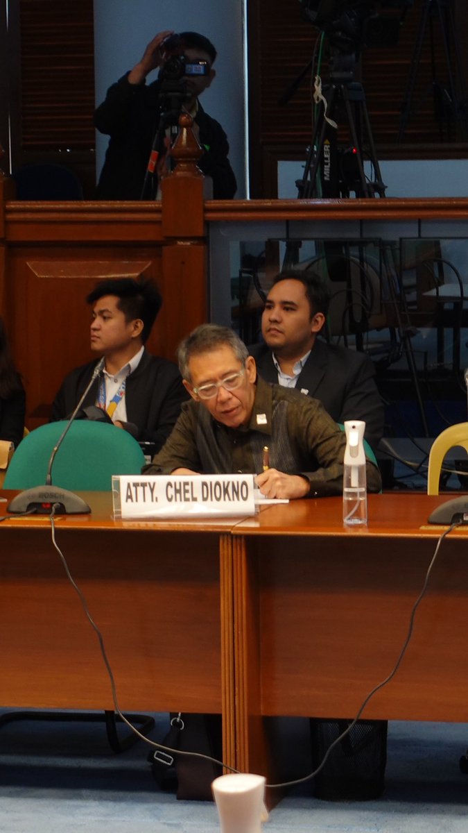 ChelDiokno's tweet photo. Dumalo tayo noong Martes sa ginanap na Senate Hearing para sa inilunsad na people’s initiative. Tulad ng sinabi ko noong hearing, gusto kong bigyang diin na ang bawat hakbang patungo sa pagbabago ng ating Konstitusyon ay dapat naaayon sa tamang proseso at legal na pamamaraan. https://t.co/MKqCKHxYXr
