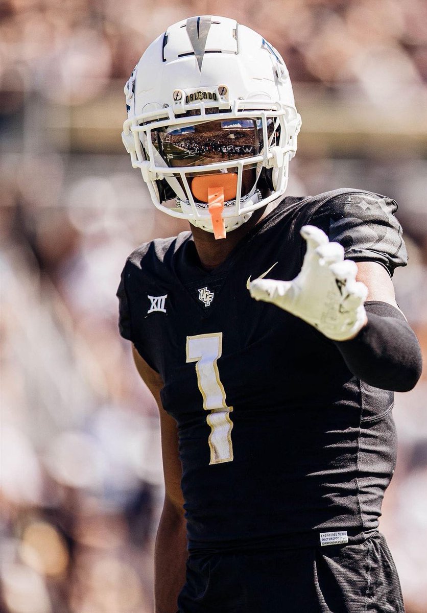 AGTG✞, Truly Blessed To Receive a(n) Offer From The University Of Central Florida ⚔️ @CoachGusMalzahn @TrovonReed @UCF_Football @MCPKnightsFB @kirkjuice32 @ChadSimmons_ @SWiltfong247 @JohnGarcia_Jr