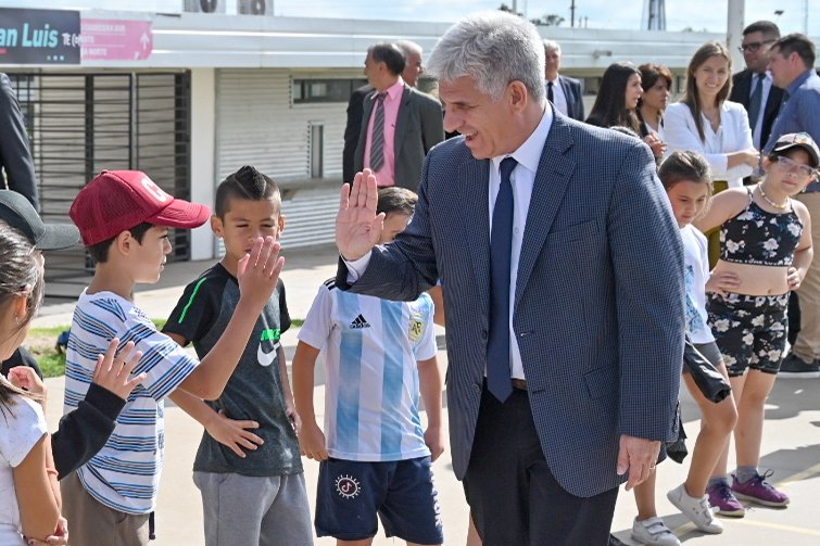 agenciasanluis's tweet photo. 🗒️ Agenda del Gobernador en el departamento Pedernera

Claudio Poggi desarrollará una serie de actividades en Villa Mercedes.

https://t.co/kKfMEK7vYh https://t.co/wCQ4JourH2