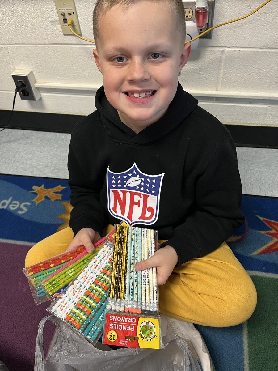 CMESsavage's tweet photo. Lots of 100 things! Pokémon cards, pencils, rocks, &amp; cereal. https://t.co/gYHaoevG5Y