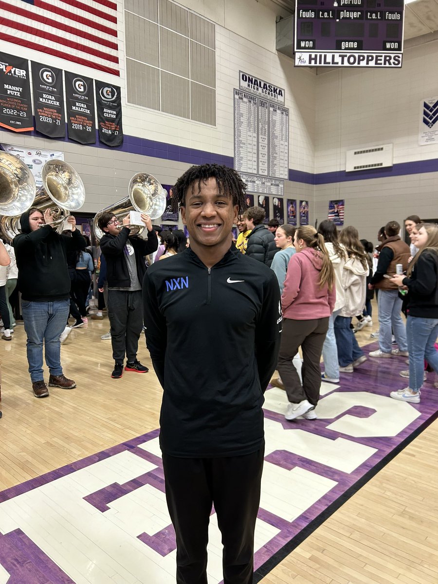 OnaActivities's tweet image. Today we celebrated The Onalaska Dance Team as they compete at State on Saturday.  We also celebrated Manny Putz for being named the Gatorade Runner of the Year for the second year in a row