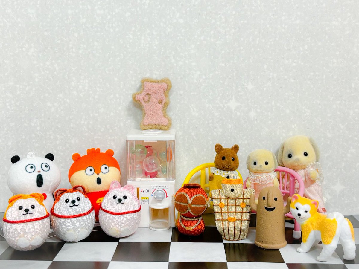 mi__a_e__mi's tweet photo. 2023年2月1日スタート🌟

たくさんのぬいぐるみ、フィギュア等が所属事務所の枠を超えて仲良く暮らす「めめ’s ぬいぐるみ王国」

ぬい撮り＆オモ写メイン💓

ガチャ、クレゲ、100均等購入記録📝

石川雅規投手の入団をきっかけに #スワローズ ファン⚾️
吉田輝星投手も応援📣

よろしくお願いします✨ https://t.co/K8YdIEEdHY
