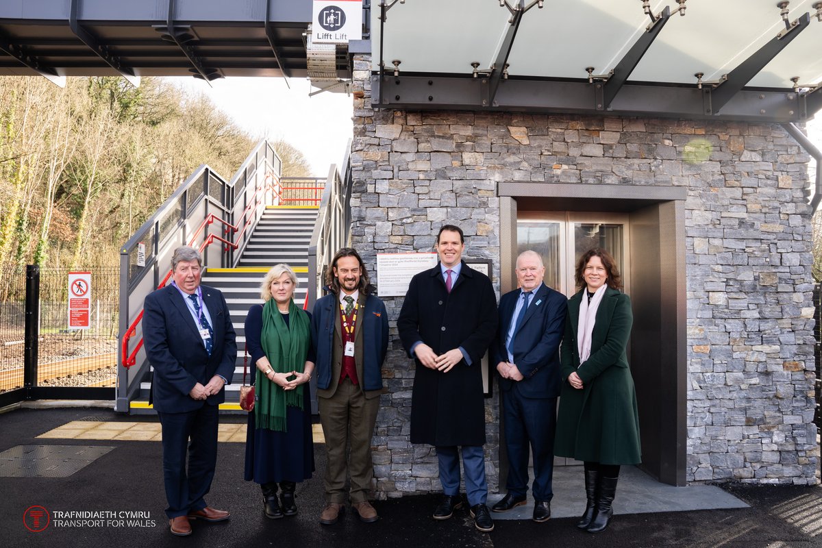 Trafnidiaeth Cymru / Transport for Wales tweet media