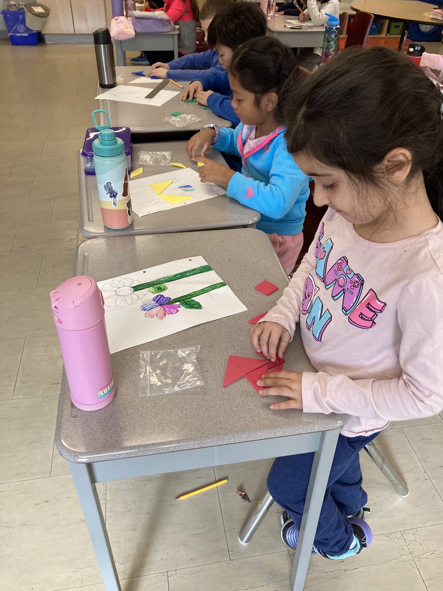 Mrs. Ginn BFA tweet media