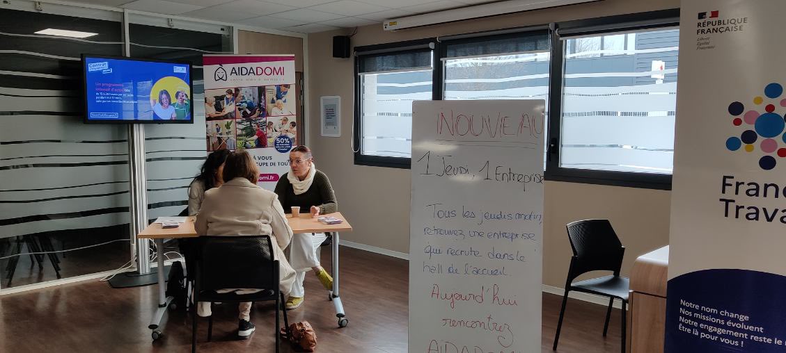 🚀Lancement du 1er « 1 jeudi, 1 entreprise » à l’agence France Travail #Pertuis <a href="/FTravail84/">France Travail Vaucluse</a>. Aidadomi a rencontré 10 candidats ce matin et 5 embauches sont déjà prévues! 🎯 rdv jeudi prochain 😉