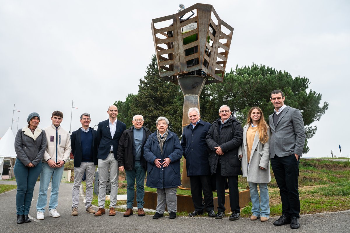 CommunautéPaysBasque (@communautepb) on Twitter photo Inauguration à Bayonne de Garbiair, un « arbre » à algues qui réduit les gaz à effet de serre🌳🚗 D’après les études réalisées en labo, il permettrait de stocker autant de carbone que 176 arbres de 10 ans 👉bit.ly/48VbUmd
<a href="/JreneEtchegaray/">Jean-René Etchegaray</a> <a href="/MBISAUTA/">Martine BISAUTA</a> <a href="/joseba__e/">JOSEBA Erremundeguy</a> <a href="/bromalgae/">Bromalgae</a> Inauguration à Bayonne de Garbiair, un « arbre » à algues qui réduit les gaz à effet de serre🌳🚗 D’après les études réalisées en labo, il permettrait de stocker autant de carbone que 176 arbres de 10 ans 👉bit.ly/48VbUmd
<a href="/JreneEtchegaray/">Jean-René Etchegaray</a> <a href="/MBISAUTA/">Martine BISAUTA</a> <a href="/joseba__e/">JOSEBA Erremundeguy</a> <a href="/bromalgae/">Bromalgae</a>