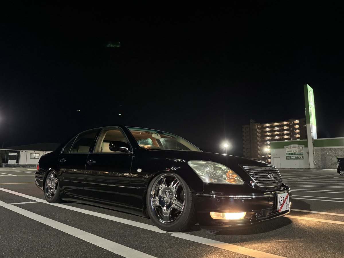 次の車両きました　😎