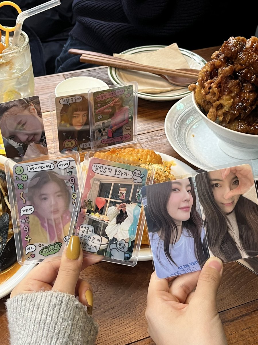 congyaa_107's tweet photo. 대구에서 해콩이들이랑~…헤헤🤤
이번에도 사진은 철저히 포카위주^.^💓 https://t.co/GdoZrCtEFr