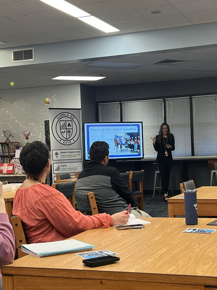 KHS_APDual's tweet image. We’re so excited to welcome AVID at @HumbleISD_KHS, and our staff was excited to learn more about the program today! @HumbleISD_ADV @ChristieHuseman