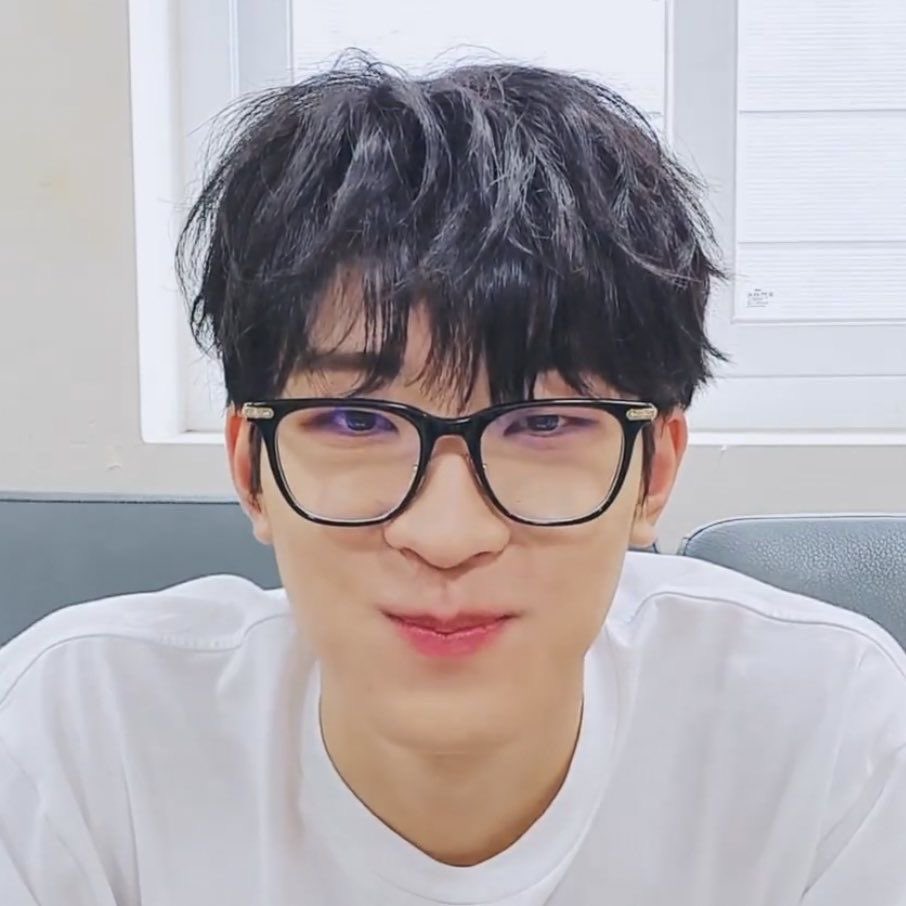 ᴡᴏɴᴡᴏᴏ_ᴄᴀᴛ tweet media