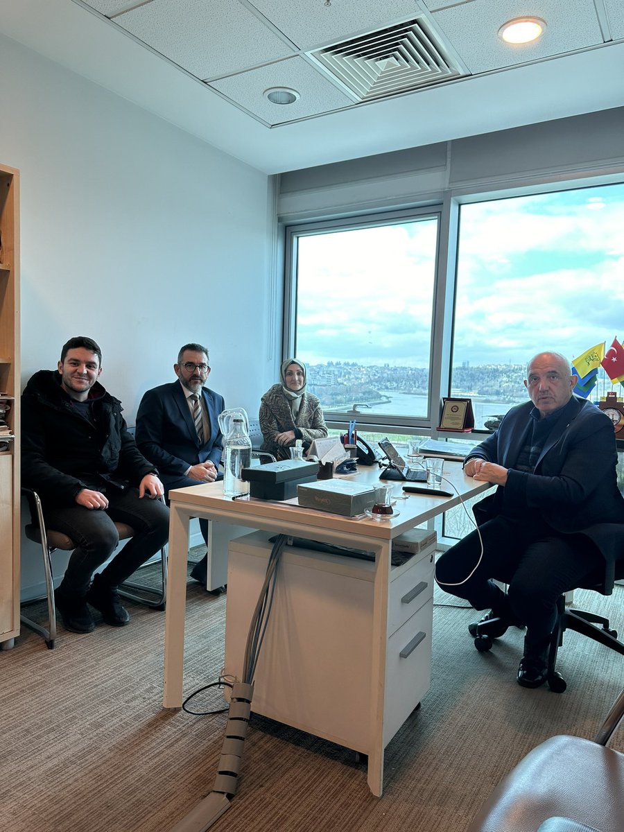 .<a href="/TMMOB1954/">TMMOB</a> İnşaat Mühendisleri Odası İstanbul Şubesi Başkan Adayı;
Mustafa Keleş’i üniversitemizde misafir ettik. 

Güzel bir sohbet ortamında; görüş alış verişinde bulunduk.
Ziyaretleri için teşekkür eder, başarılar dilerim.

<a href="/ticaretedutr/">İstanbul Ticaret Üniversitesi</a> <a href="/Mustafa_Keles53/">Mustafa Keles</a>