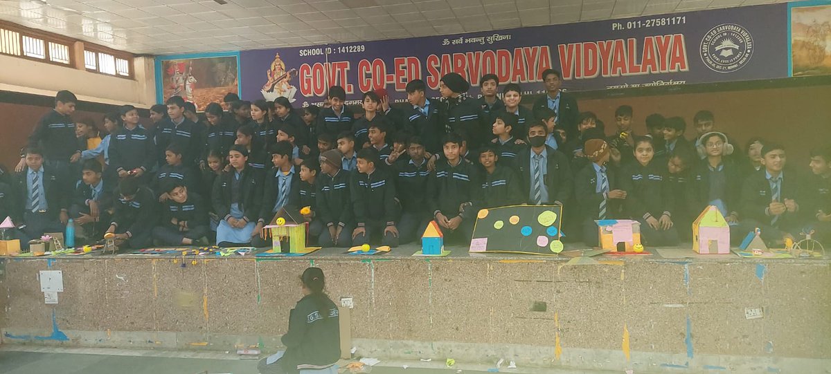 #volunteer YOUTH FOR SEWA has conducted Art & crafts Session for 150students of Class- 8th at GCSV SECTOR 21 ROHINI 1412289 District-NW B Hos:- MR. Jogender DURCC Mr. Pardeep Kumar CRCC: B.R.Yadav Date 01.02.2024