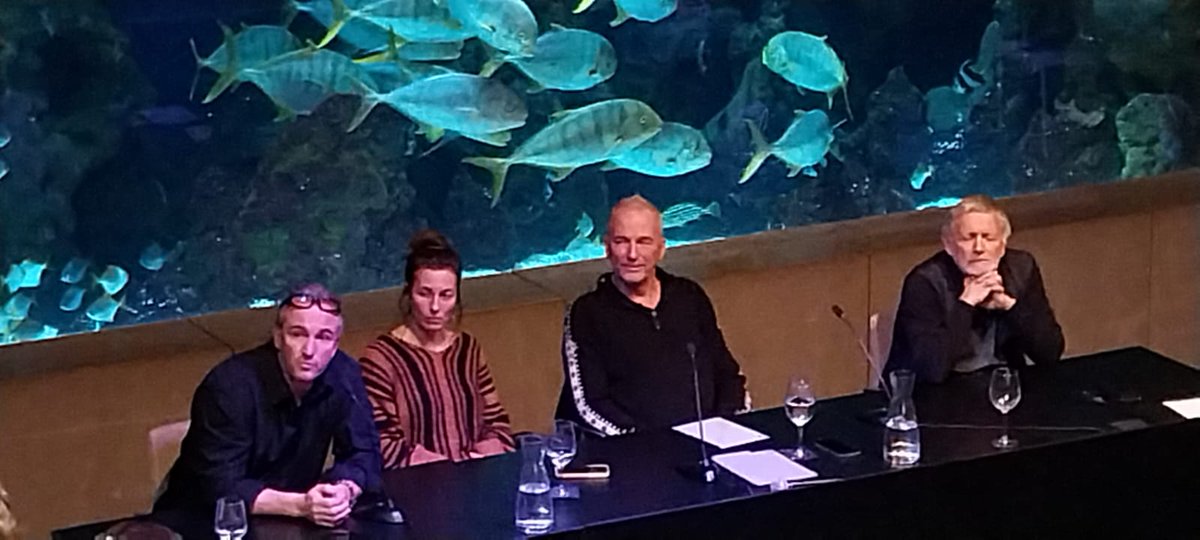 manusotolopez's tweet photo. RiMER COURSE 2024 at @aquariumss . Talks by @BGonzalezGaya from @pie_upvehu , #jorgschafer from @unibordeaux , #mathieupoulicek from @UniversiteLiege and #ketilhylland from @UniOslo. All of them in the round table. @upvehu #masterMER https://t.co/OIH4eZ6YR0