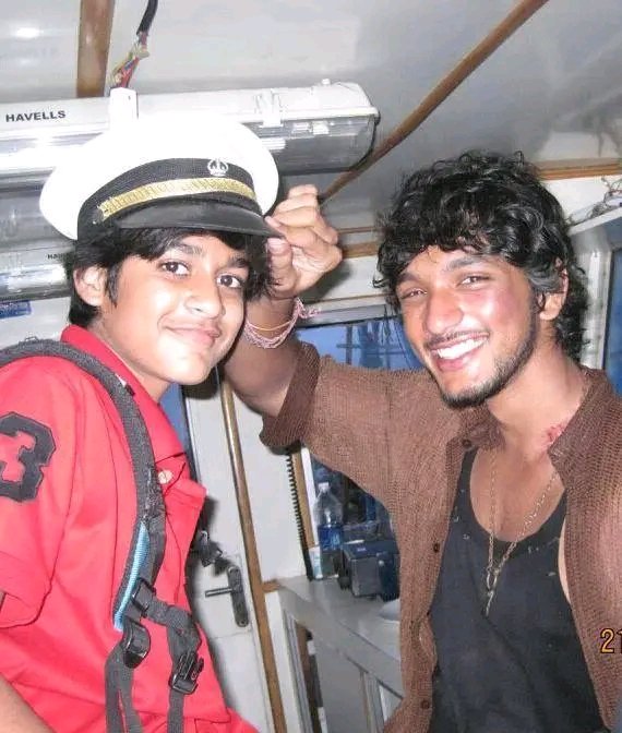 Manisir_Talkies's tweet photo. UNSEEN STILLS OF #Kadal 

#11YearsofKadal 
#ManiRatnam #ARRahman #GauthamKarthik #AravindSamy #Arjun #TulasiNair https://t.co/GUiBDcs5yQ