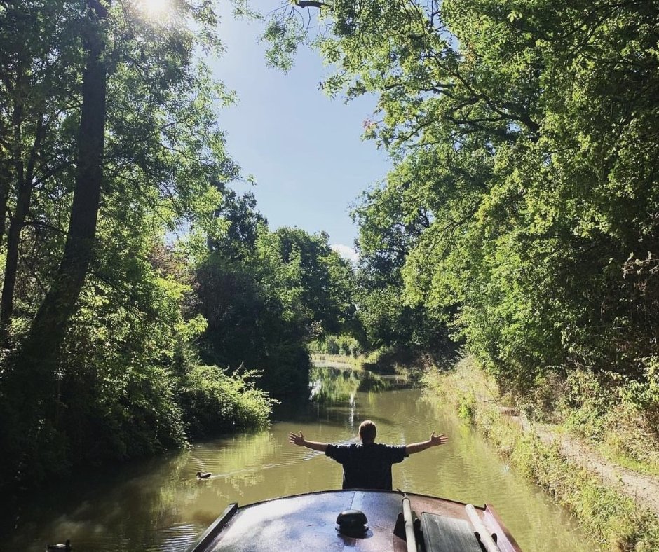 Britain’s beautiful canal network provides the perfect destination for a Staycation afloat in 2024. To help plan your next UK waterway-getaway, here are our Top 10 narrowboat holidays for the year ahead... anglowelsh.co.uk/top-10-canal-b…