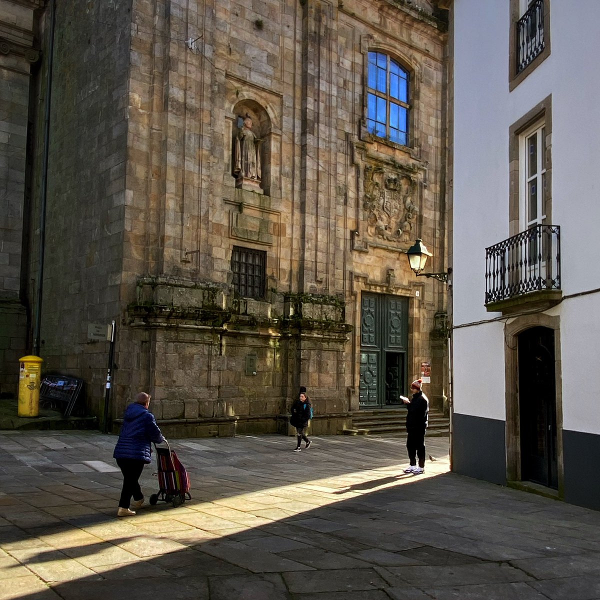 composteladaily's tweet photo. Febreiro e solleiro https://t.co/fCOpS2xpEf