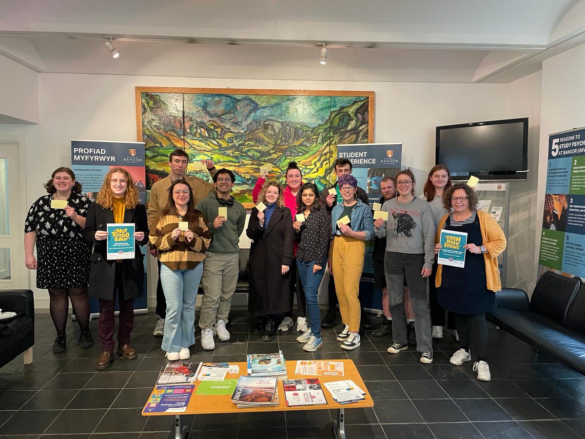 TraceyBangor's tweet photo. Today is #TimeToTalkDay and my band of trusty volunteers have been reminding students and staff @BangorUni that there is always someone to talk with, as well as leaving encouraging messages around campus. #MentalHealthAwareness #MentalHealthSupport #talkingisgood #students https://t.co/CWzqkD3Jgb