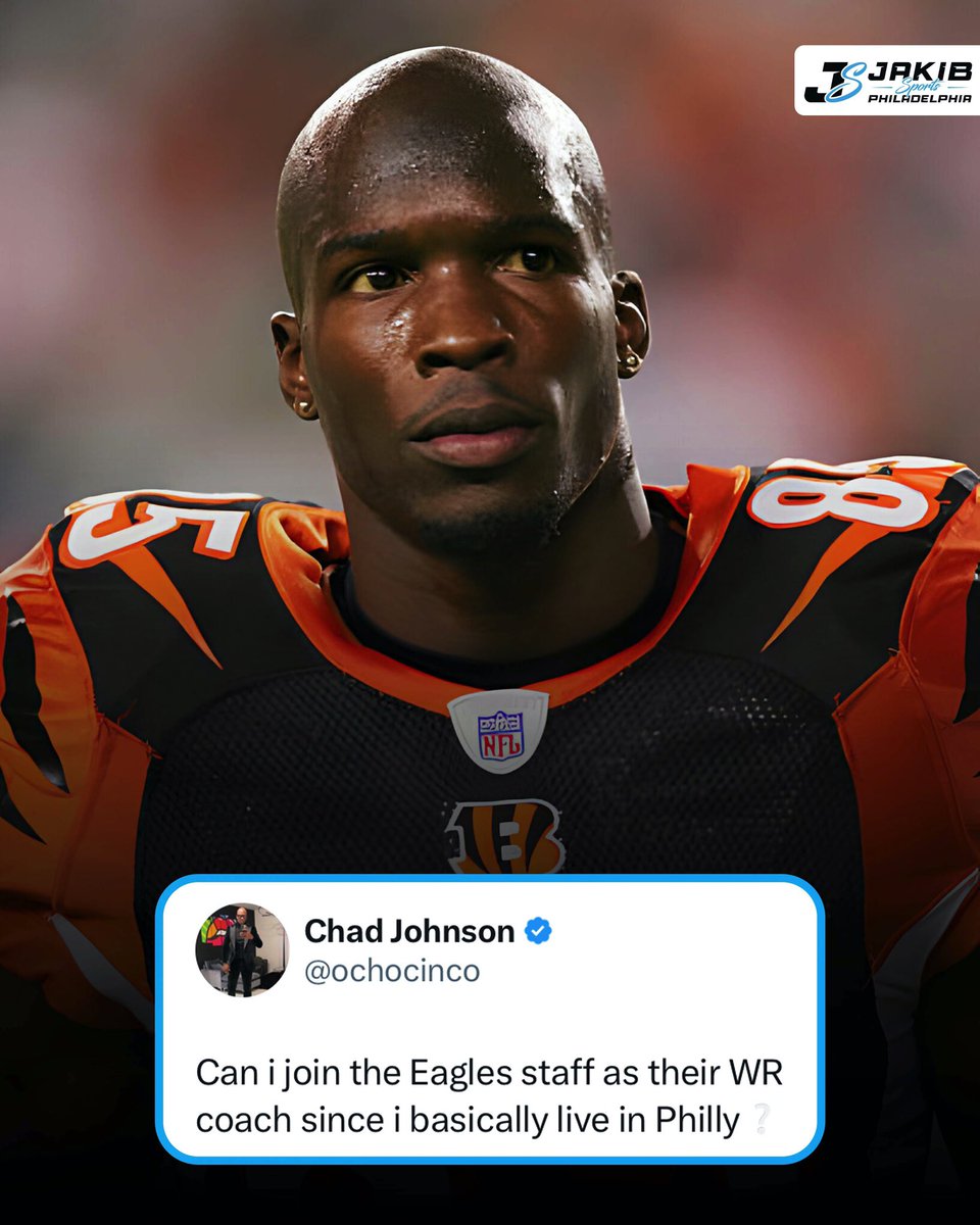 Chad Johnson casually tosses his name into the mix for Eagles WR coach. 👀