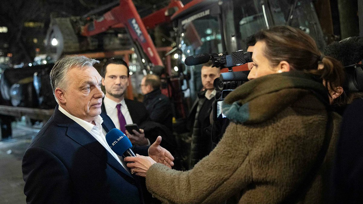 ⚡️Hungarian PM Orbán Viktor visits protesting farmers in Brussels. 'EU bureaucrats don't take the average people's voices seriously.' 🇭🇺🇪🇺