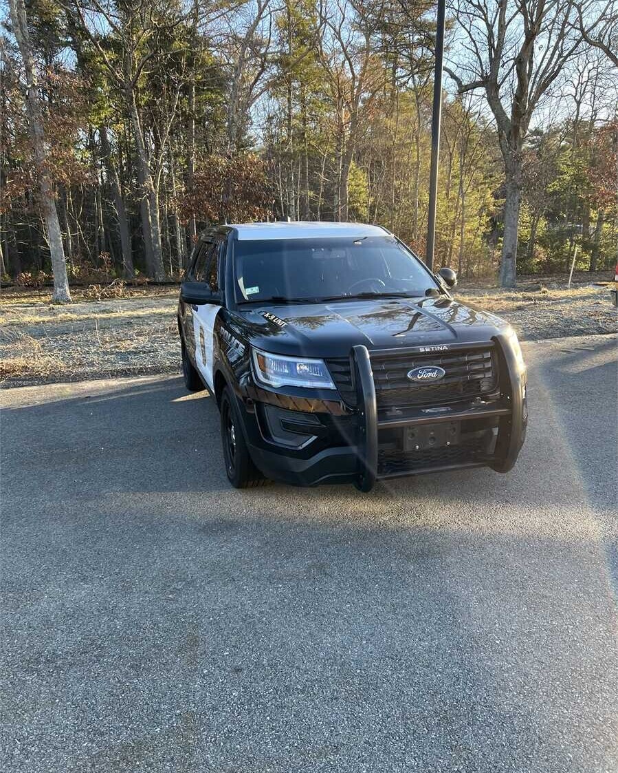 municibid's tweet photo. Experience the 2018 #Ford #Explorer #Interceptorutility, featuring a potent 3.7L engine, AWD, and 76,984 miles. In excellent condition for a #policevehicle. 🚓💪 https://t.co/JWsg6x0lHl
📍Mansfield, MA
#FordExplorerInterceptor #LawEnforcement #Ford #suv #policecars #FordNation https://t.co/Yo51lySYpY