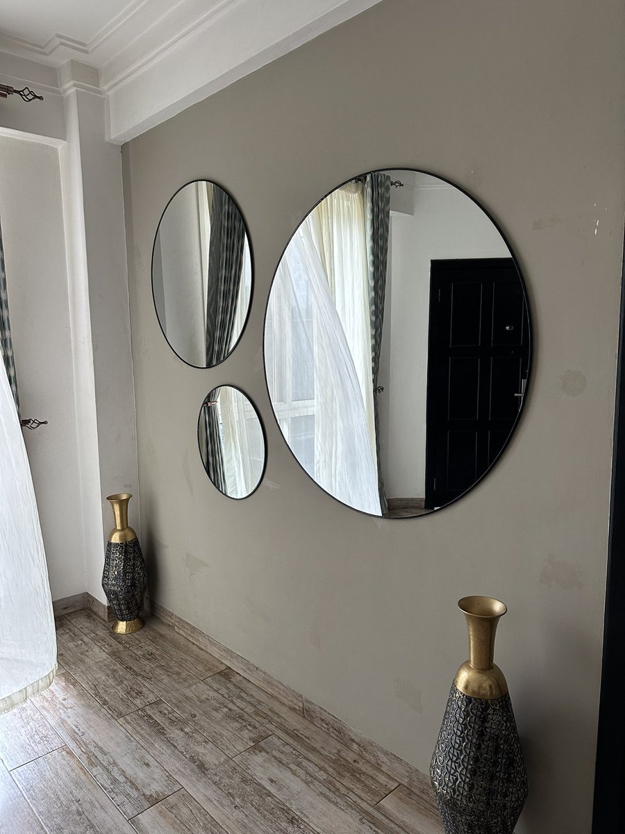 mirrorplug_ug tweet picture