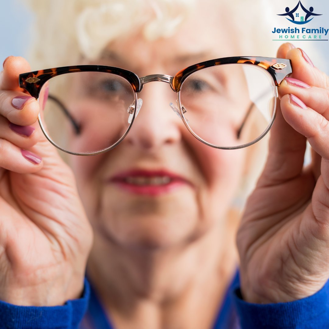 February is #LowVisionAwareness & #AgeRelatedMacularDegeneration Month. Let's raise awareness about the impact of #AMD on vision and support those with low vision. Early detection and awareness play key roles in managing and preserving vision. 💙👁️