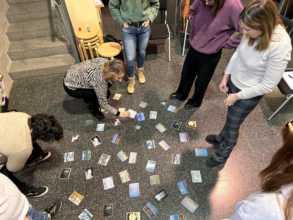 Dins del programa d’ <a href="/InnovacioE/">Innovació Educativa, Departament Educació</a> ens visiten les escoles Sant Llorenç, La Marinada, Joan XXIII i El Miracle. Aquestes jornades PActE són una experiència formativa a partir de l’observació i participació en centres amfitrions que ens permet reflexionar plegats per seguir avançant