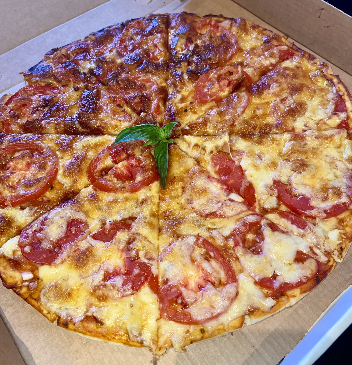 AmyzPizza's tweet photo. Place your order!😁 https://t.co/dpRmVP1eeq