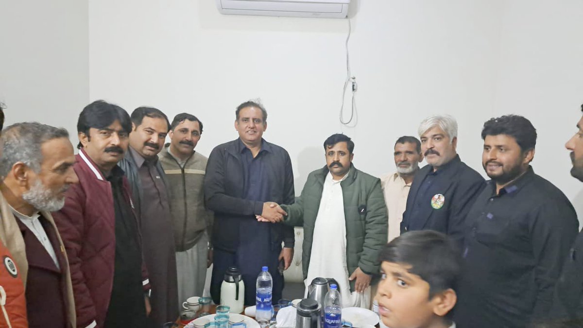 PTIHFDofficial's tweet photo. الیکشن کمپین 2024 #PP_38 #NA67
امیدوار MPA پی پی 38 چوہدری ضمیر الحسن بھٹی کی اپنے حلقہ انتخاب بھون کلاں آمد فضل عباس بھون تصورحسین بھون نے ن لیگ چھوڑکر پاکستان تحریک انصافمیں شمولیت اختیار کرلی مکمل ووٹ سپورٹ کی یقین دہانی ۔۔۔۔
#ElectionCompain #Election2024 #PP38 https://t.co/co3eQlHneE