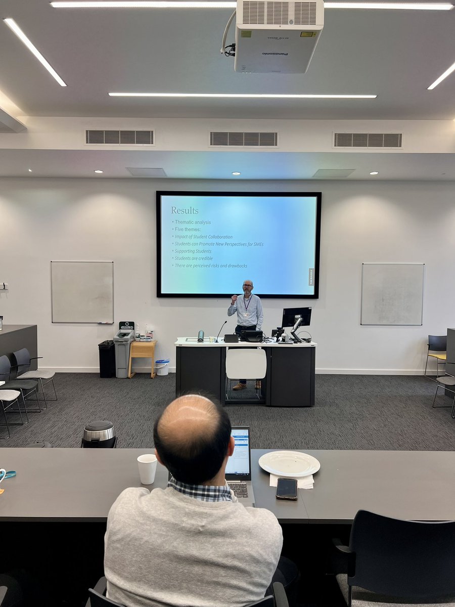 As Research Seminars Coordinator for Keele Business School it’s always great to present our #Research <a href="/KeeleUniversity/">Keele University 🐿️</a> <a href="/petermcluskie/">P</a> <a href="/KeeleBSchool/">Keele Business School, Keele University.</a> - Come and be inspired 😊