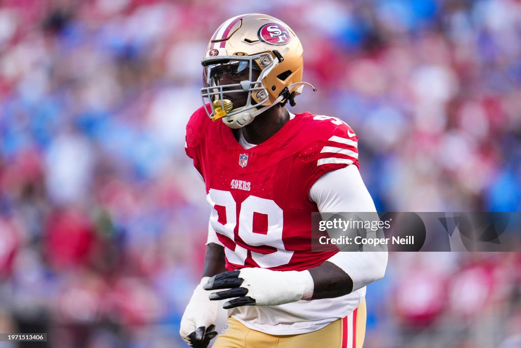 #SuperBowlLVIII - Get ready for a #Caribbean #immigrant in the Super Bowl 🏈 #Trinidad born #JavonKinlaw who has overcome homelessness, is set to take the field for the #49ers 
bit.ly/3HIYZrC
#BlackHistoryMonth  #NFL