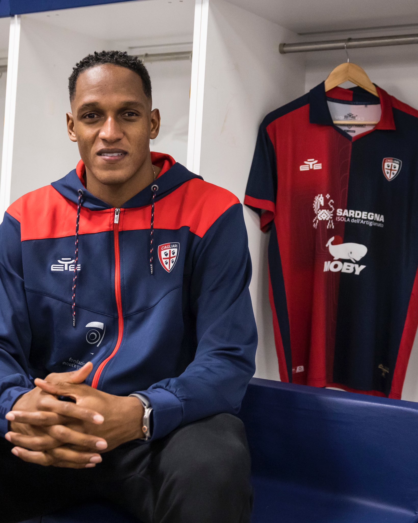 Nuova maglia cagliari calcio deals