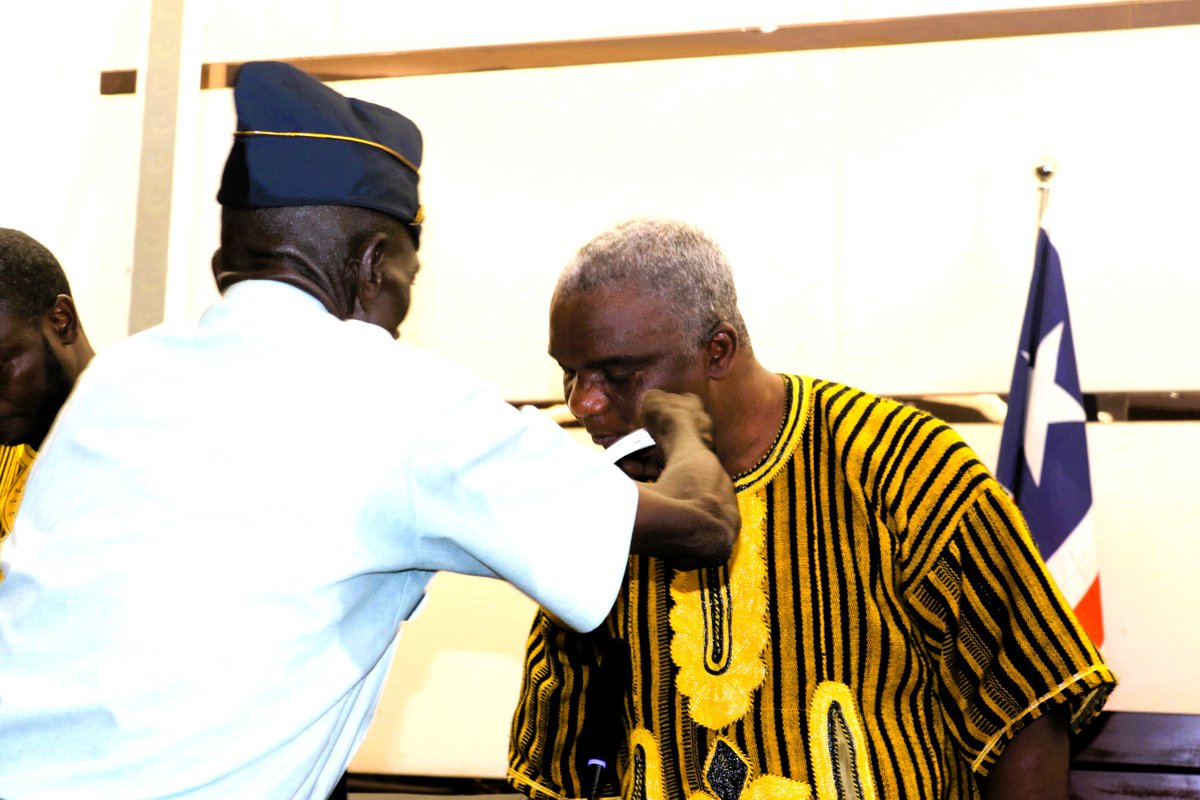 liberia_revenue's tweet photo. We are delighted to offer our congratulations to Hon. James Dorbor Jallah on his preferment as our new Commissioner General.
Welcome to the esteemed #Team #LRA
#MovingToBillions #PayTaxWeAllEnjoy https://t.co/8nNAnM60hD