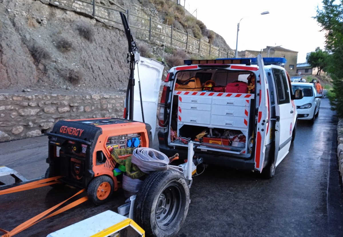 Protección Civil Utebo (@avpcutebo) on Twitter photo INTERVENCIÓN EN LAS INUNDACIONES EN TAUSTE (COMARCA 5 VILLAS).
2 Septiembre 2023
Activados 17:06h por <a href="/112Aragon/">112 Aragón</a> Aragón para intervenir en Tauste, se moviliza a 8 dotaciones, 3 vehículos, 6 bombas de achique y diverso material.
Finalizó la intervención 01:34h del 3 de septiembre INTERVENCIÓN EN LAS INUNDACIONES EN TAUSTE (COMARCA 5 VILLAS).
2 Septiembre 2023
Activados 17:06h por <a href="/112Aragon/">112 Aragón</a> Aragón para intervenir en Tauste, se moviliza a 8 dotaciones, 3 vehículos, 6 bombas de achique y diverso material.
Finalizó la intervención 01:34h del 3 de septiembre