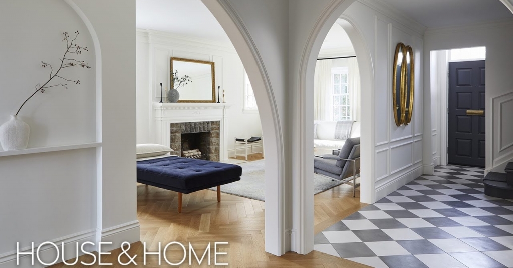 Fran_Baldwin's tweet photo. This Renovated Circa-1930s House Was Inspired By The Cult Favorite Eyeswoon Kitchen https://t.co/hzlec8P7oY https://t.co/FvjwocAcUj