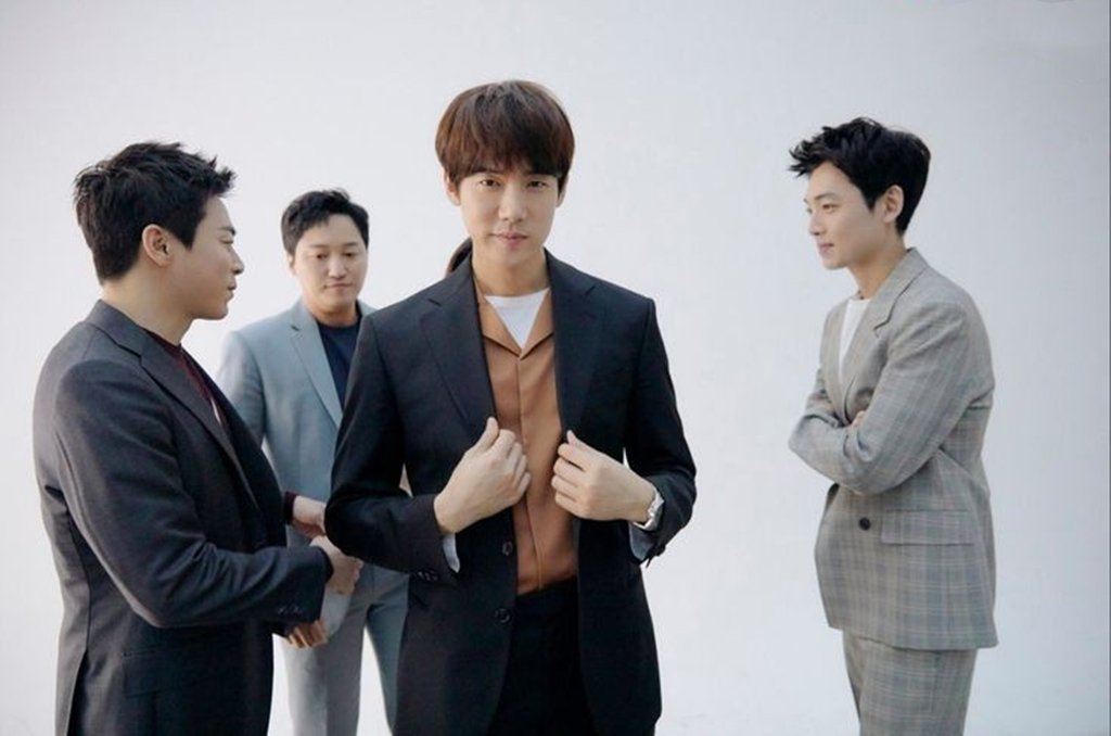 Manifesting circle :
#HospitalPlaylistS3

                    🕯      🕯
          🕯                        🕯
                    HOSPITAL
       🕯         PLAYLIST      🕯
                          S3
           🕯                       🕯
                    🕯     🕯️