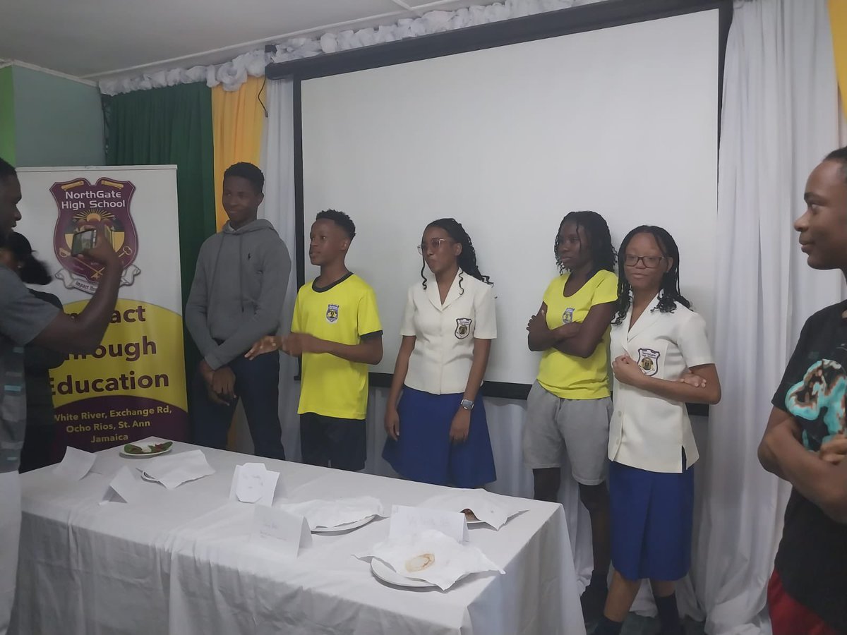 NorthGateHigh's tweet image. 🍝 Exciting times at the students’ Pasta Cook-Off! 🏆🔥 #PastaPalooza #StudentCooking #FoodieFun"